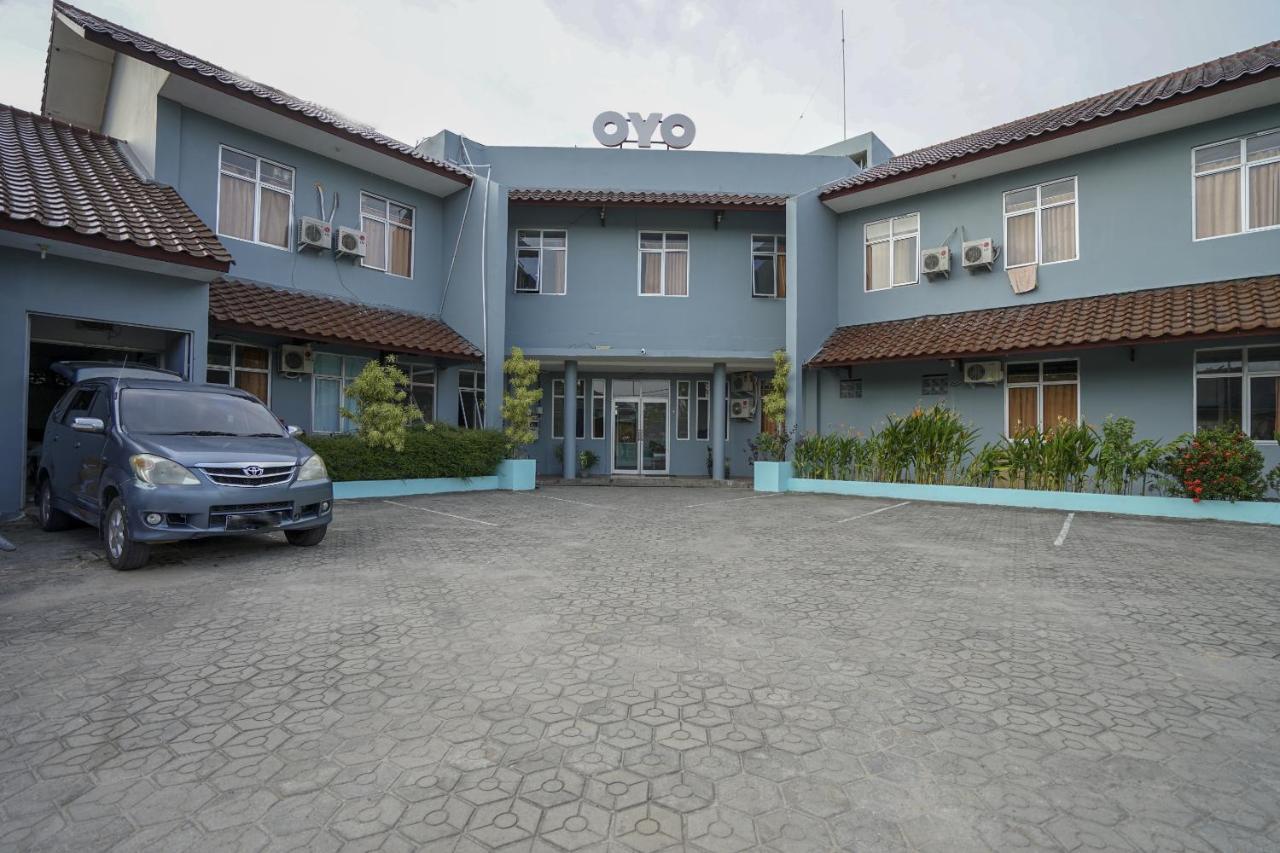 Super Oyo 1844 Bravo Residence Pangkal Pinang Exterior foto