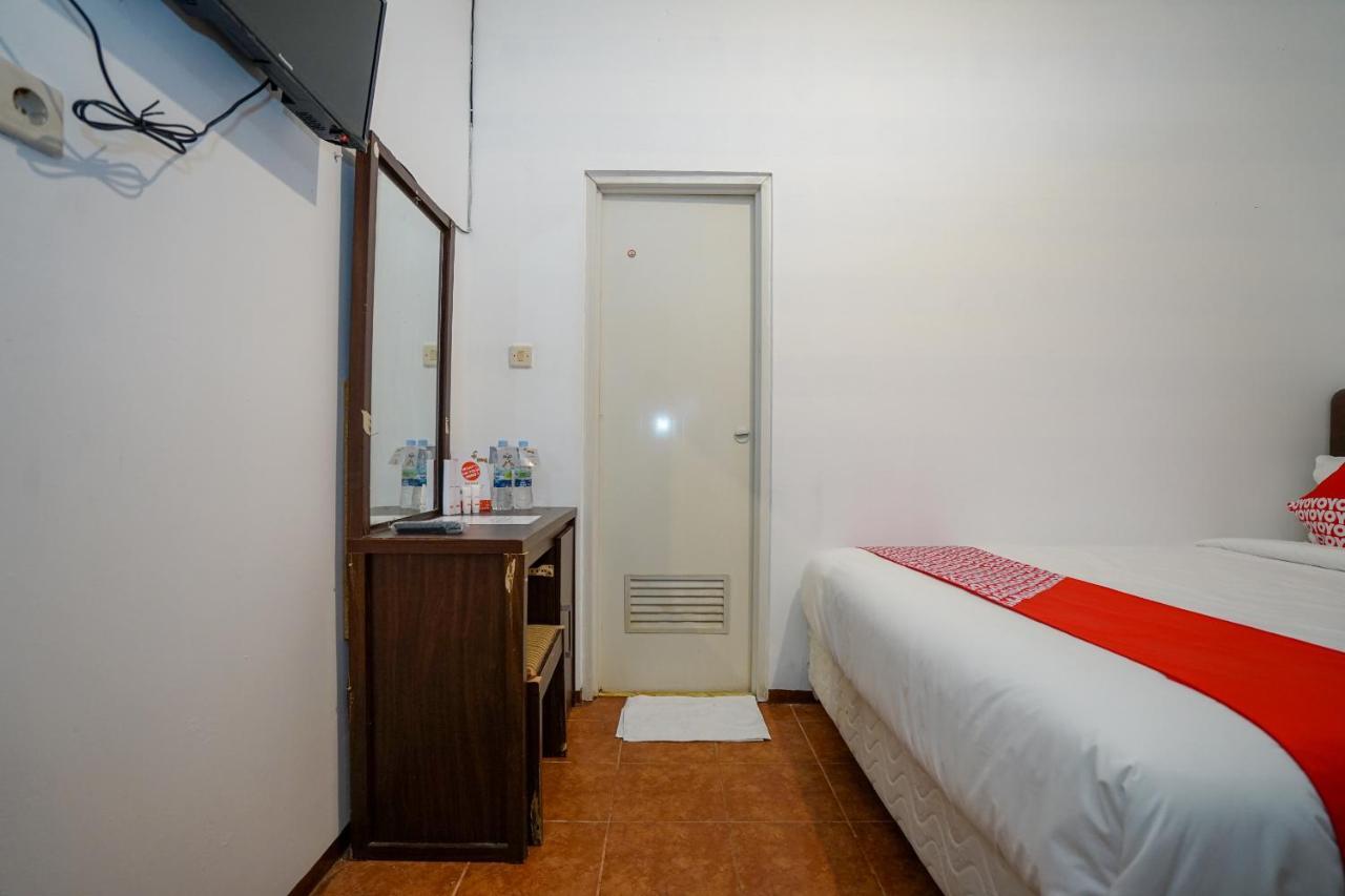 Super Oyo 1844 Bravo Residence Pangkal Pinang Exterior foto